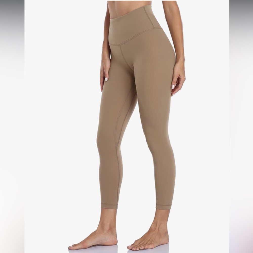 HeyNuts High Waisted Compression 7/8 Leggings with Inner Pockets 25'' S (4/6)